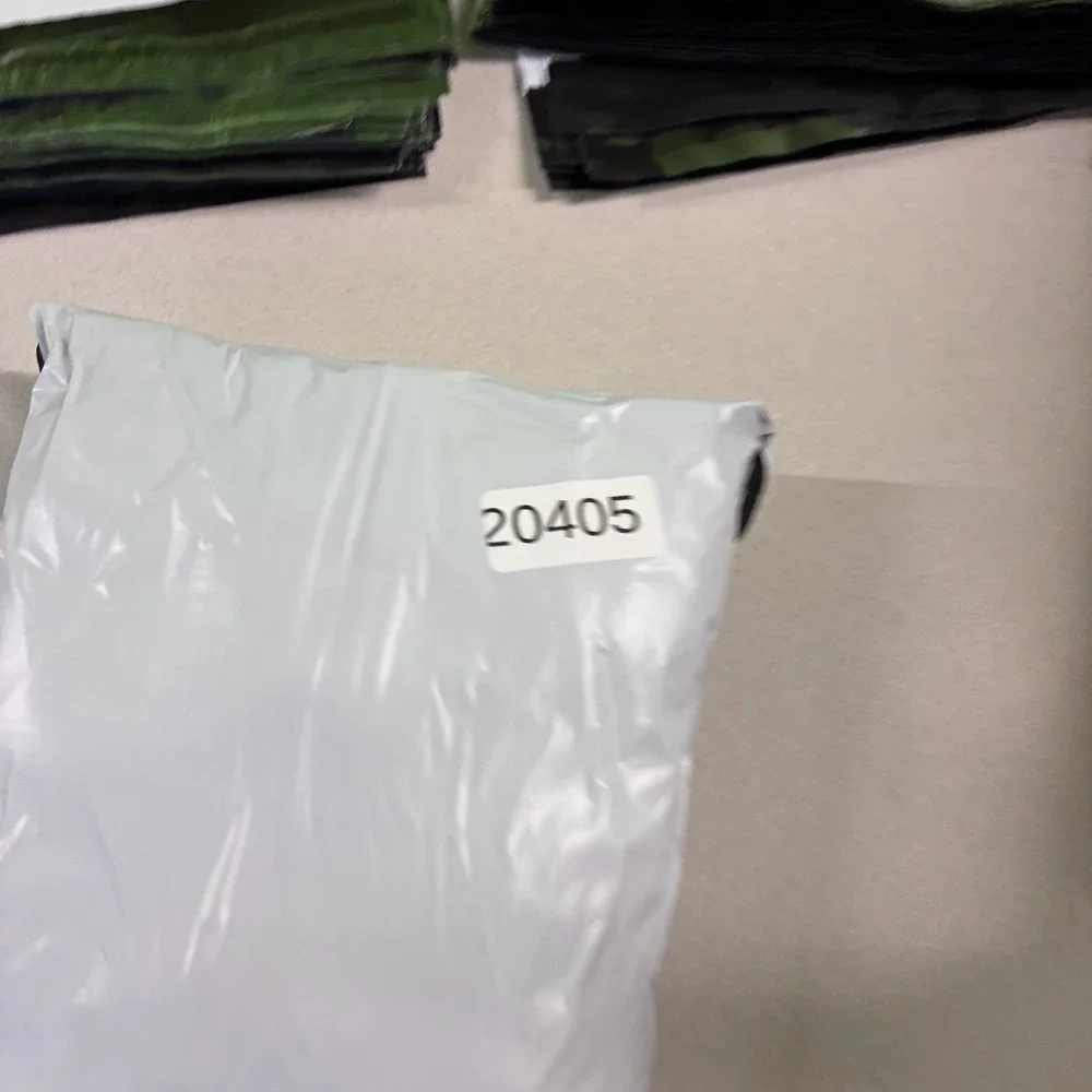 Dior measures 26